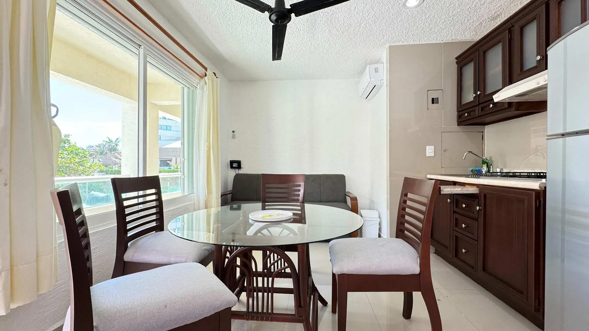 Amplio Condo Con Acceso A Playa - 6 Px Cancun Mexico
