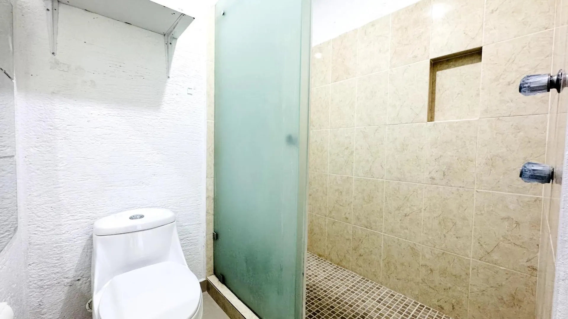 Lejlighed Amplio Condo Con Acceso A Playa - 6 Px Cancún